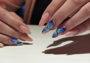 пеперуди от Дани - academy.kodiprofessional.bg